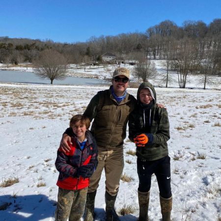 Thomas Boyer Bryan and his brother Tate Bryan with their father, Luke Bryan. 